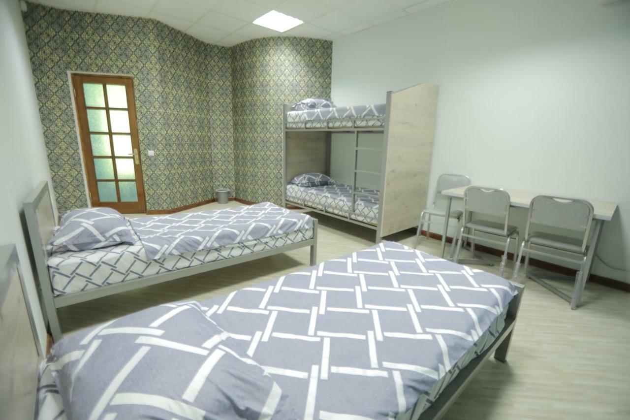 The Top Hostel Tachkent Extérieur photo