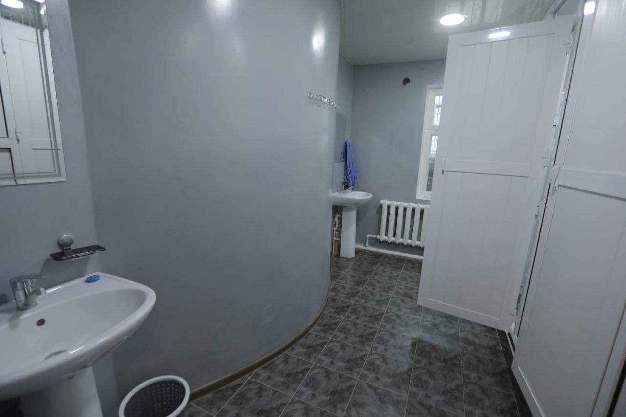 The Top Hostel Tachkent Extérieur photo