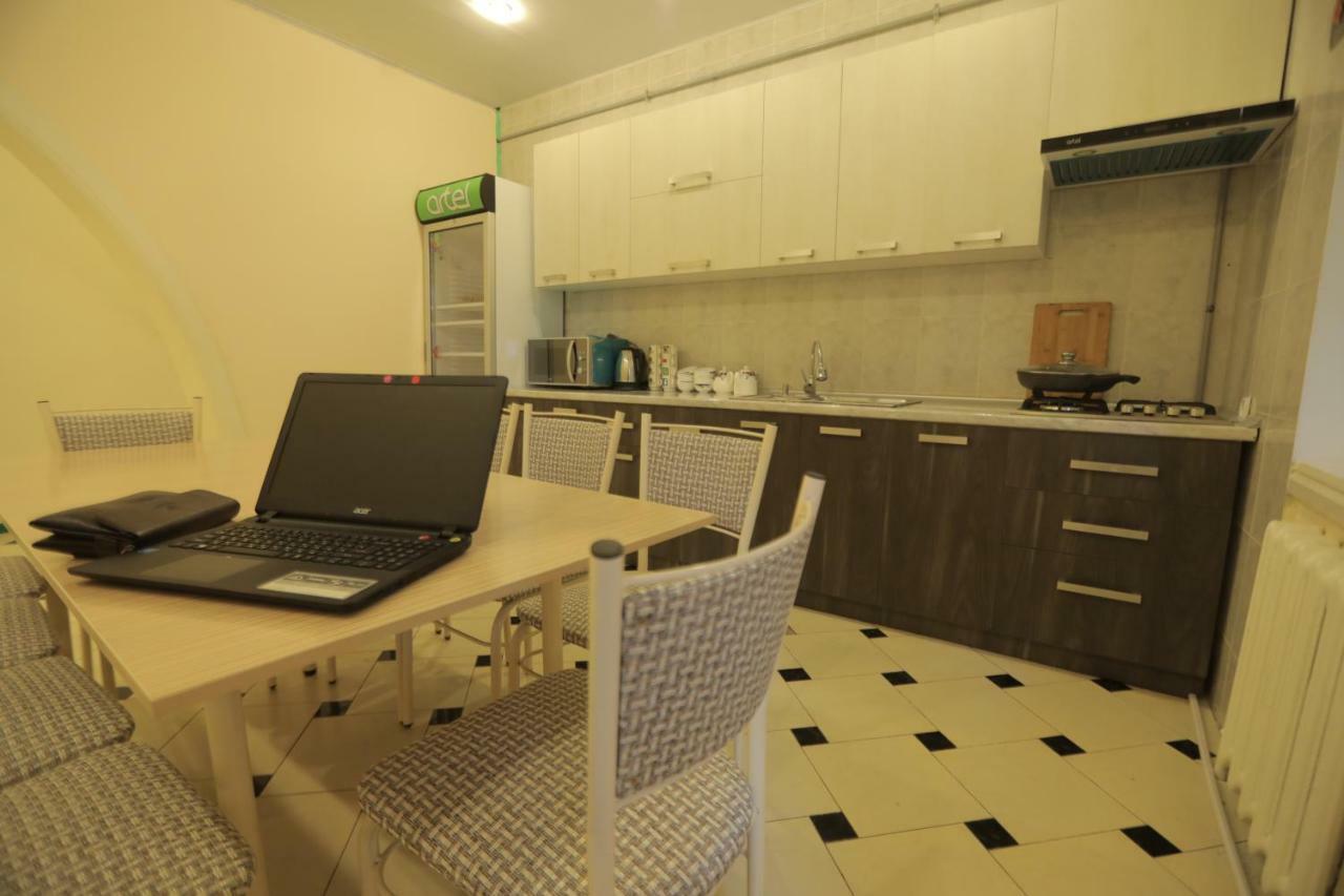 The Top Hostel Tachkent Extérieur photo